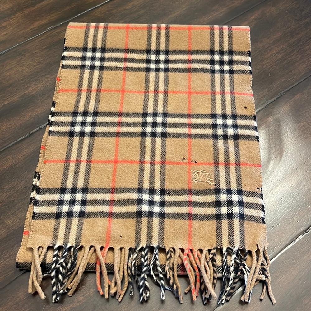 Burberry scarf